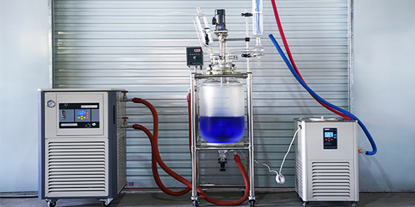 Three methods to test the tightness of double layer glass reactor