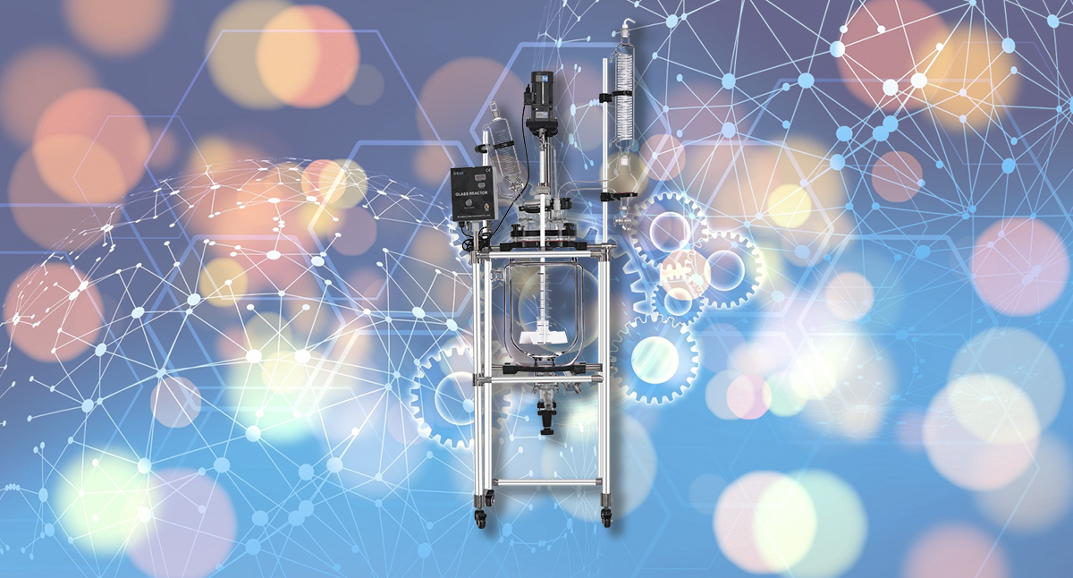 What experiments can be done in the jacketed glass reactor?