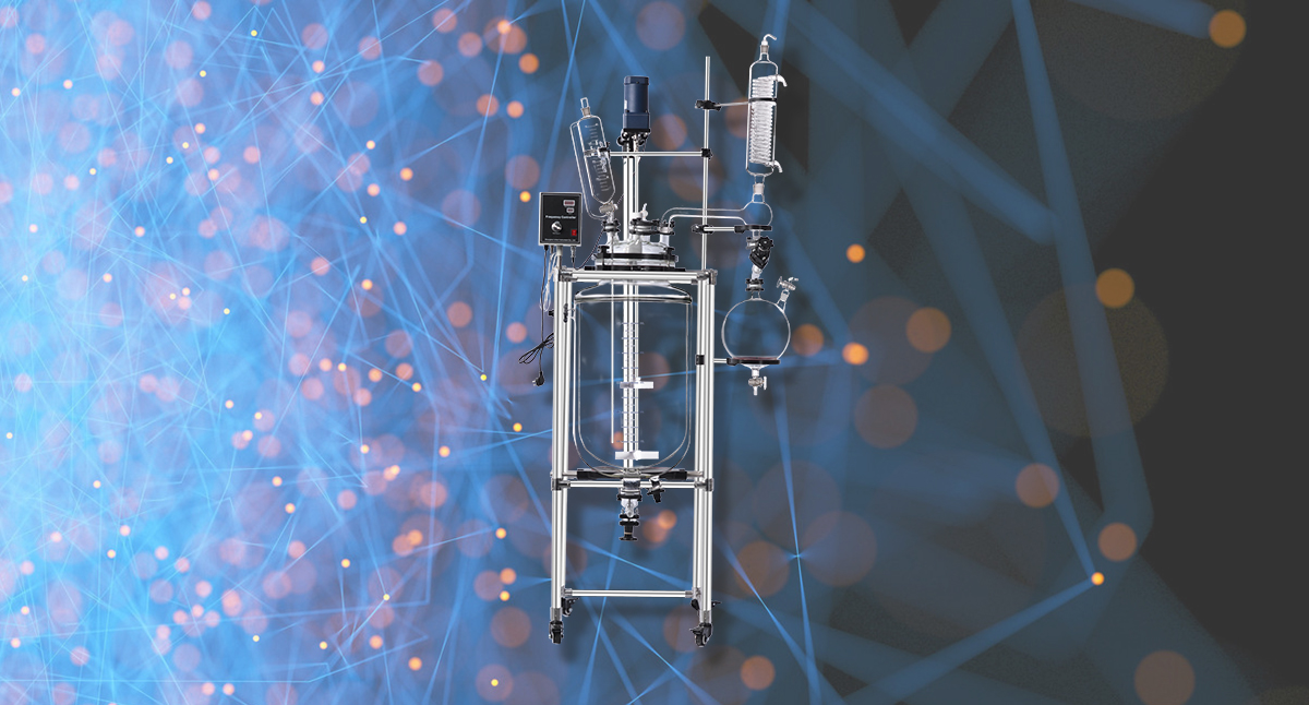 Which materials can not be used in the experiment of glass reactor?